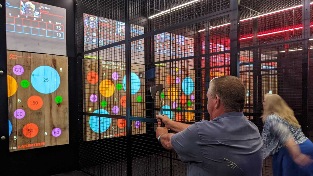 Axe Throwing Game On